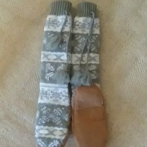 Gray & White Mukluk Fuzzy Socks